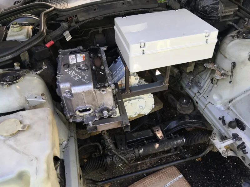 inverter-and-hvjb.webp