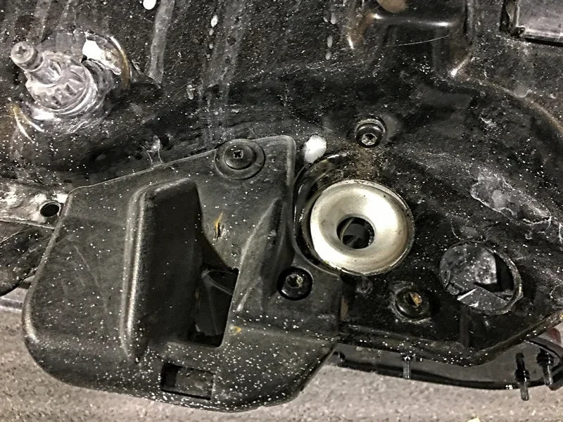 Exterior Build Bonnet Catches 92.webp